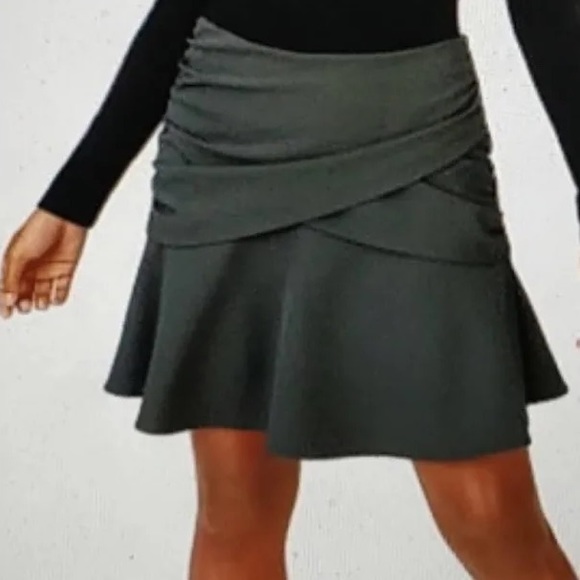 Club Monaco Dark Green Skirt - Picture 5 of 5